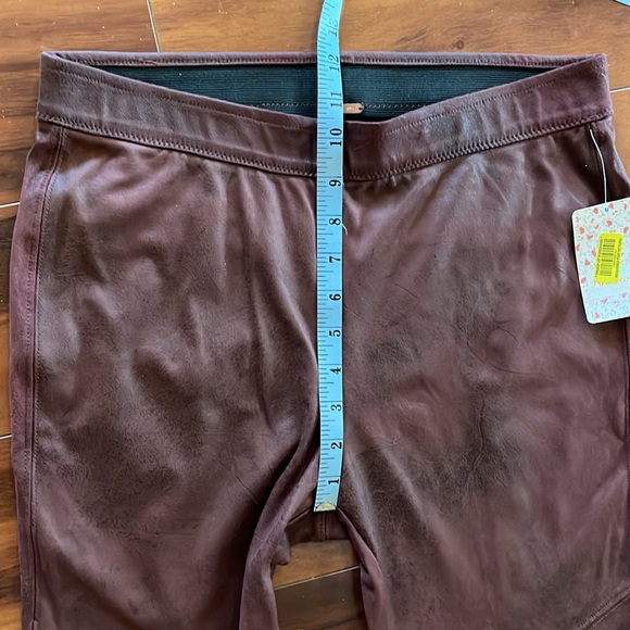 NEW Free People Faux Suede Leggings Burgundy Size 29 - Picture 5 of 12